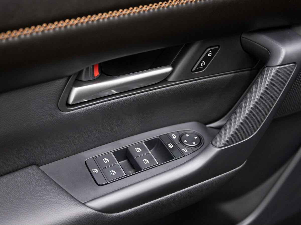 Mazda CX-50, 2023 Фото №15