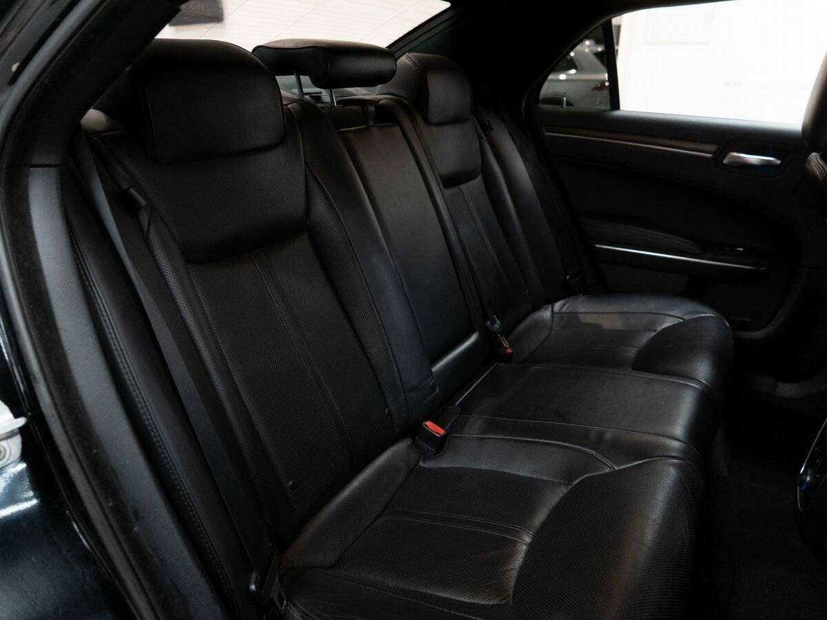 Chrysler 300C, 2012 - 230 000 км. | Фото №8