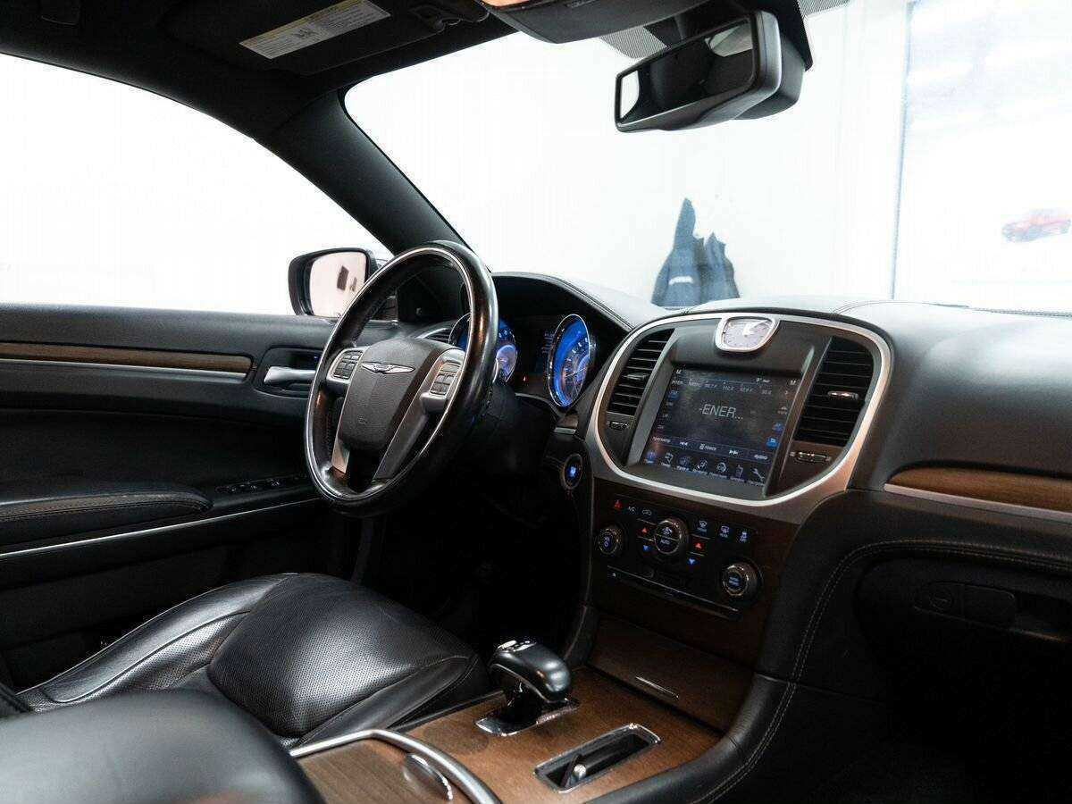 Chrysler 300C, 2012 Фото №16