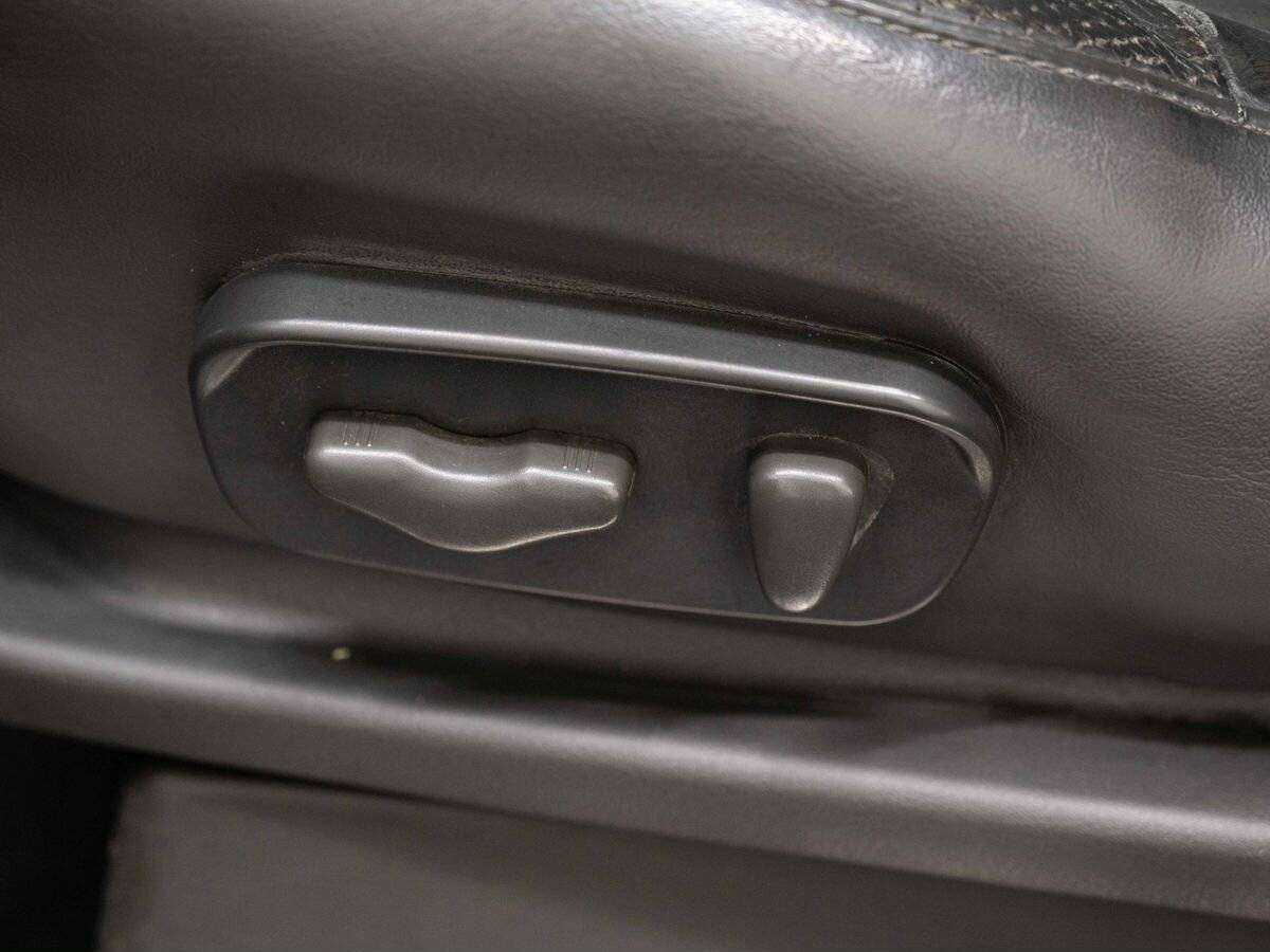 Nissan Pathfinder, 2011 Фото №16