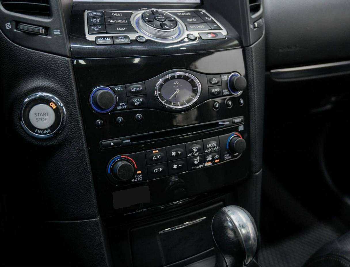 Infiniti FX35, 2009 Фото №24