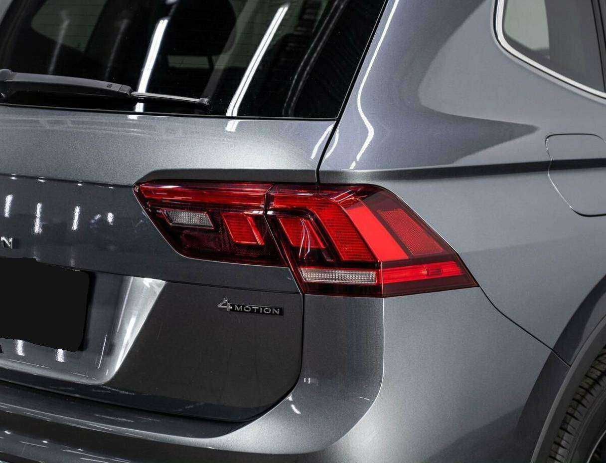 Volkswagen Tiguan, 2022 Фото №17