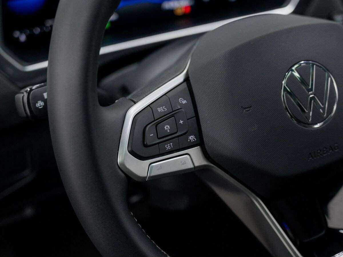 Volkswagen Tiguan, 2022 Фото №26