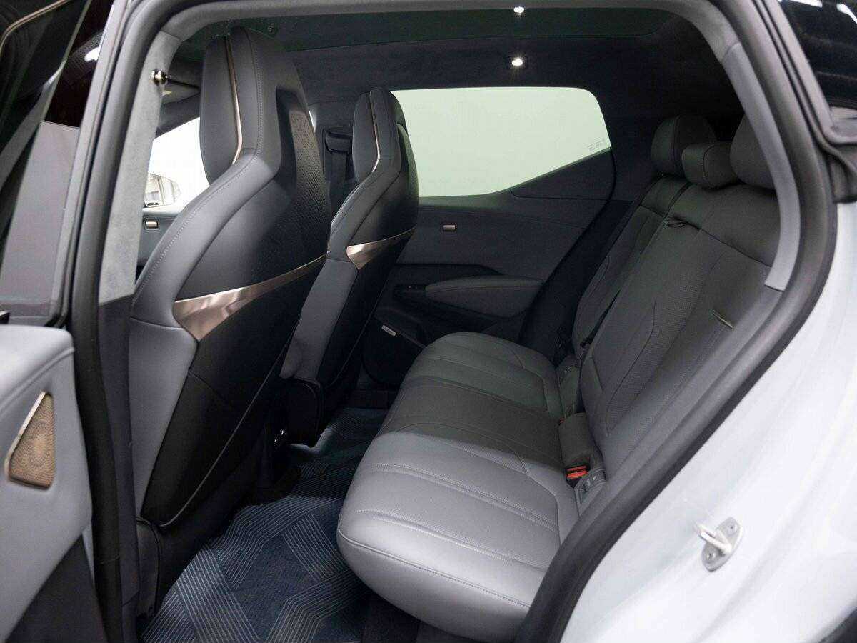 Zeekr X, 2023 Фото №9