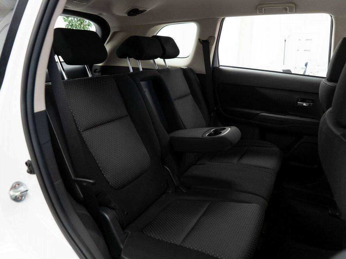 Mitsubishi Outlander, 2022 - 235 км. | Фото №8