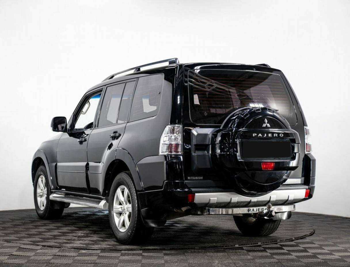 Mitsubishi Pajero, 2011 - 186 754 км. | Фото №4