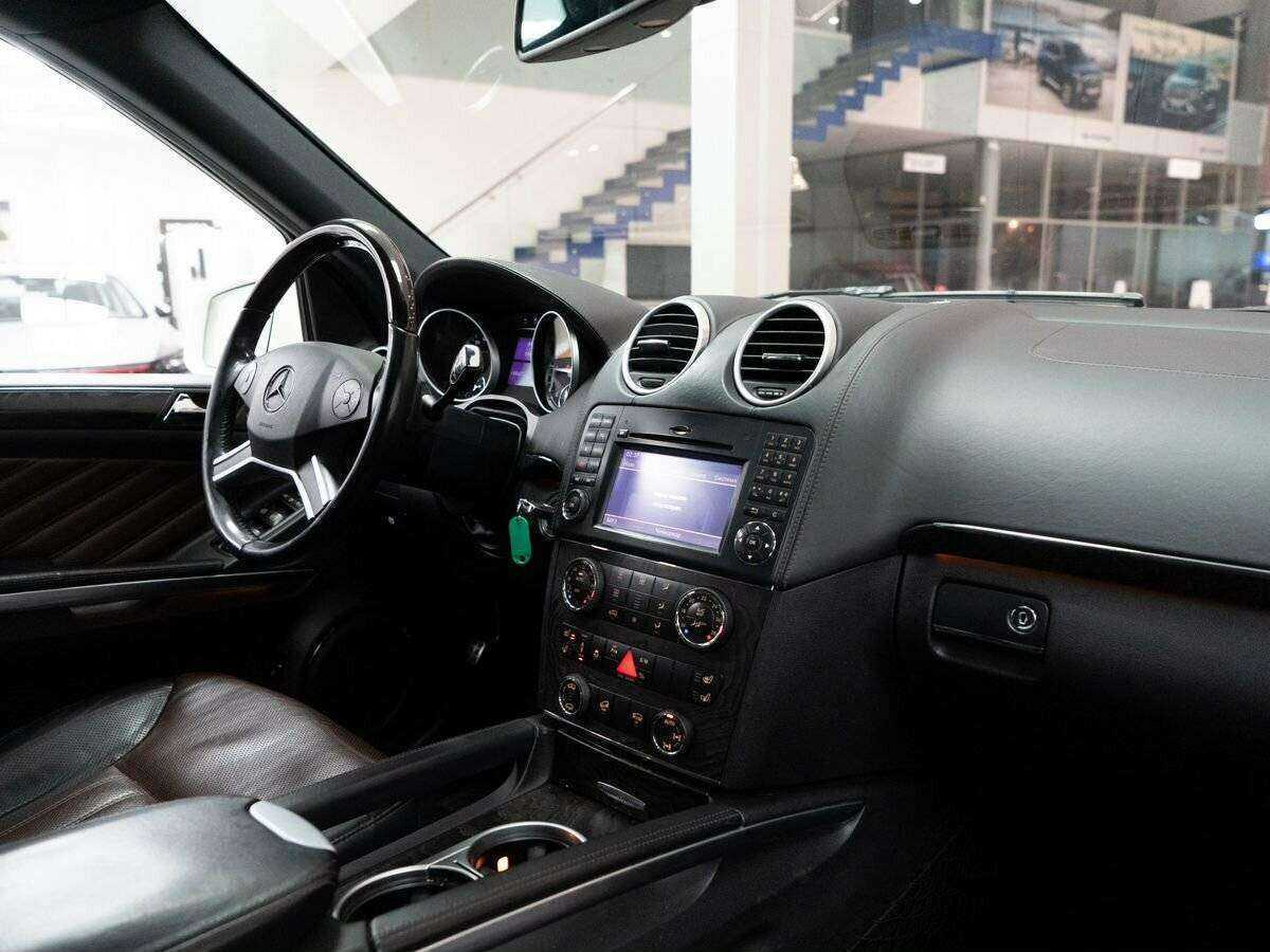 Mercedes-Benz GL-Класс 350, 2012 Фото №17