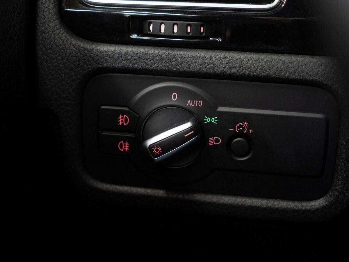 Volkswagen Touareg, 2010 Фото №18