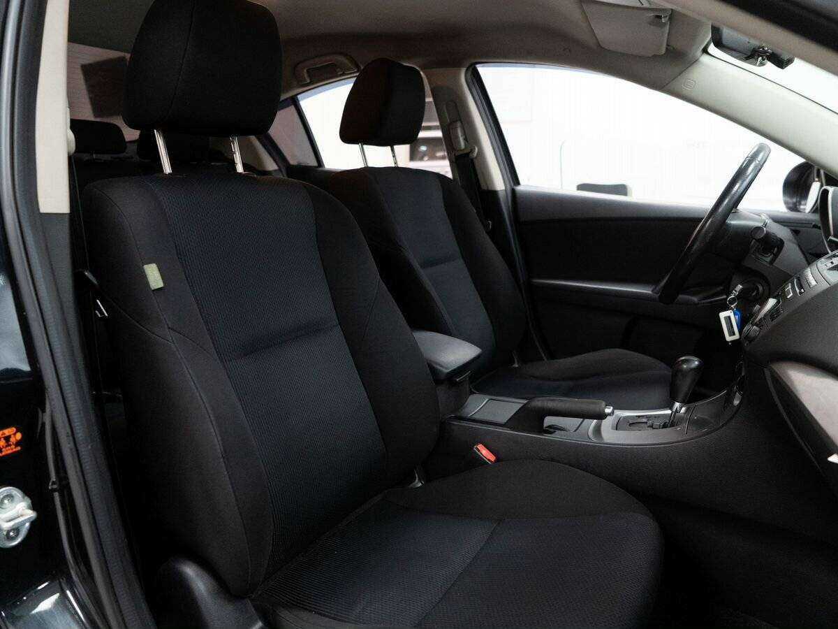 Mazda 3, 2011 Фото №10