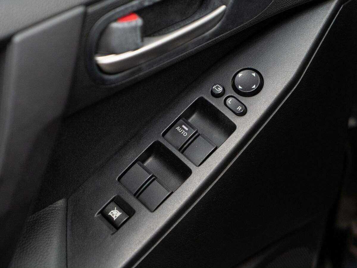 Mazda 3, 2011 Фото №16