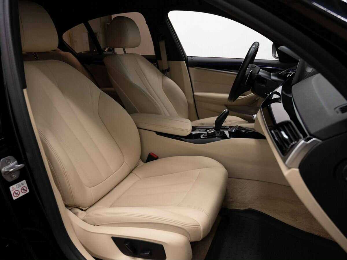 BMW 5 серии 520d xDrive, 2018 Фото №11