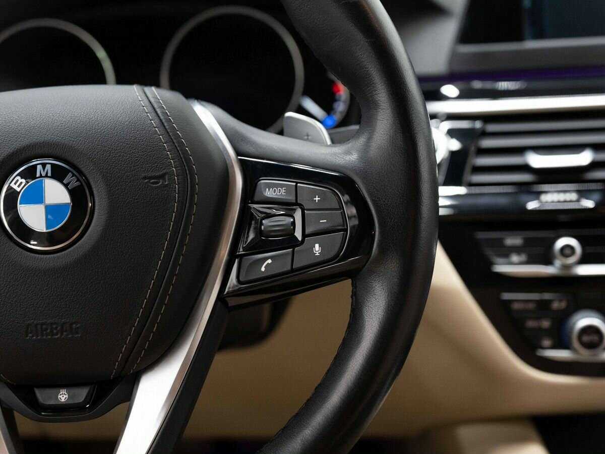 BMW 5 серии 520d xDrive, 2018 Фото №15