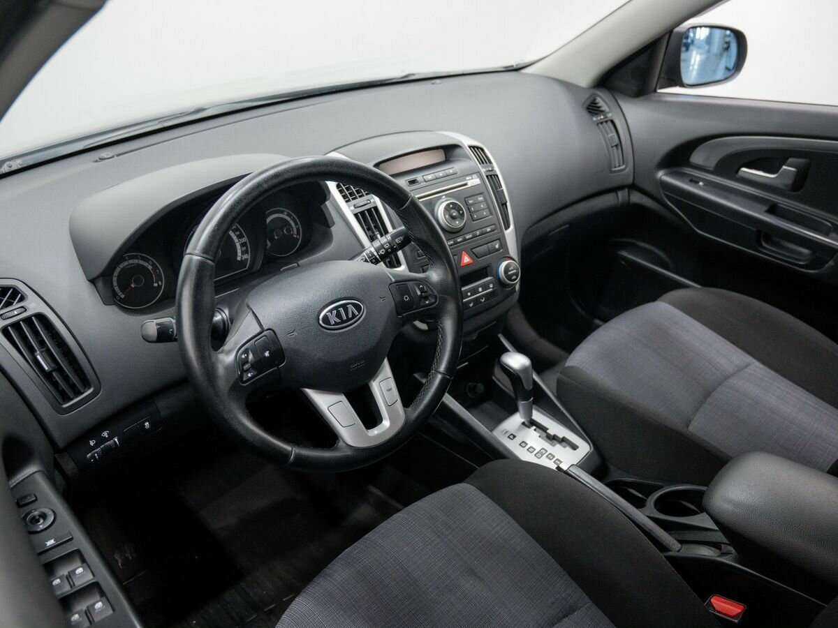 Kia Ceed, 2010 Фото №13