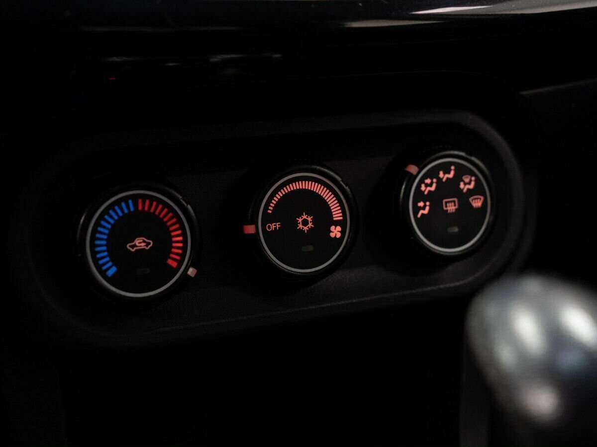 Mitsubishi Lancer, 2011 Фото №12