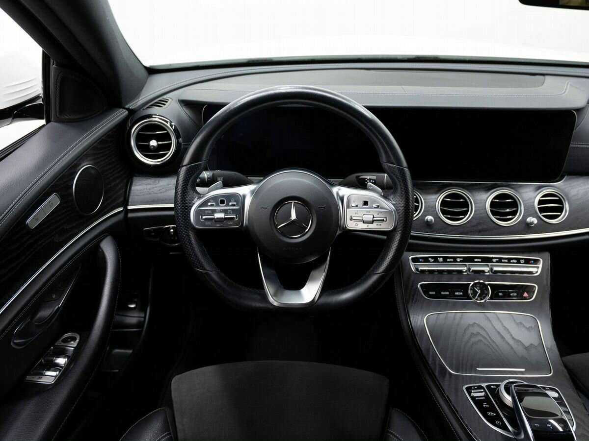 Mercedes-Benz E-Класс 220 d, 2018 Фото №14