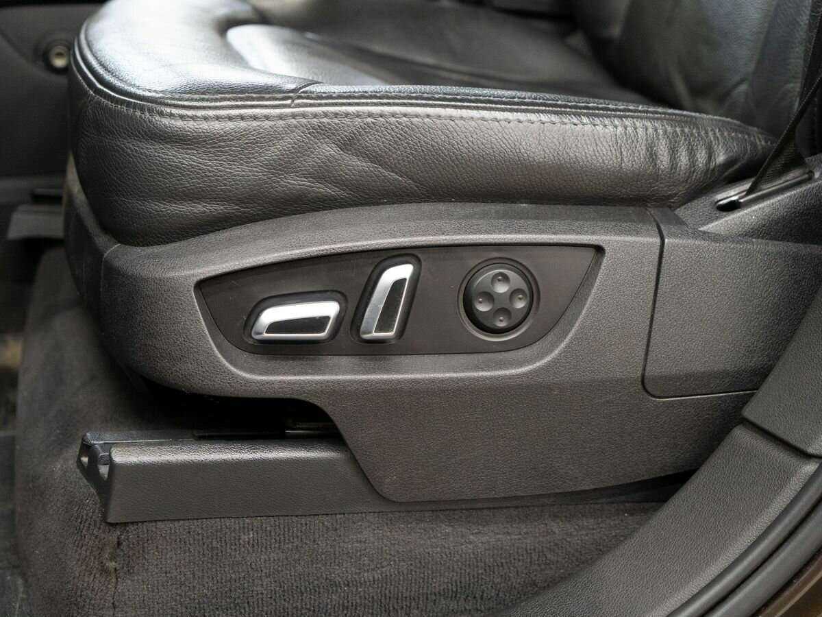 Audi Q7, 2011 Фото №17