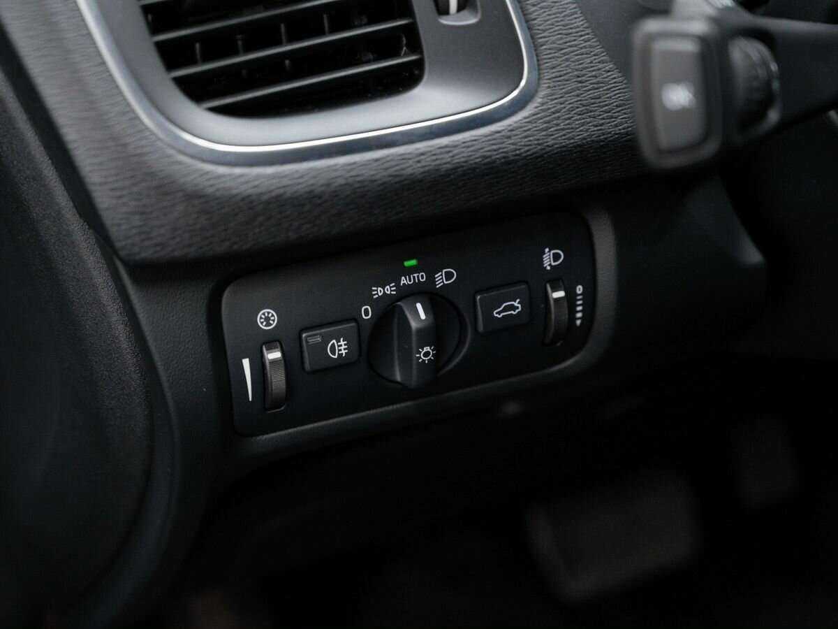 Volvo V40 Cross Country, 2014 Фото №17