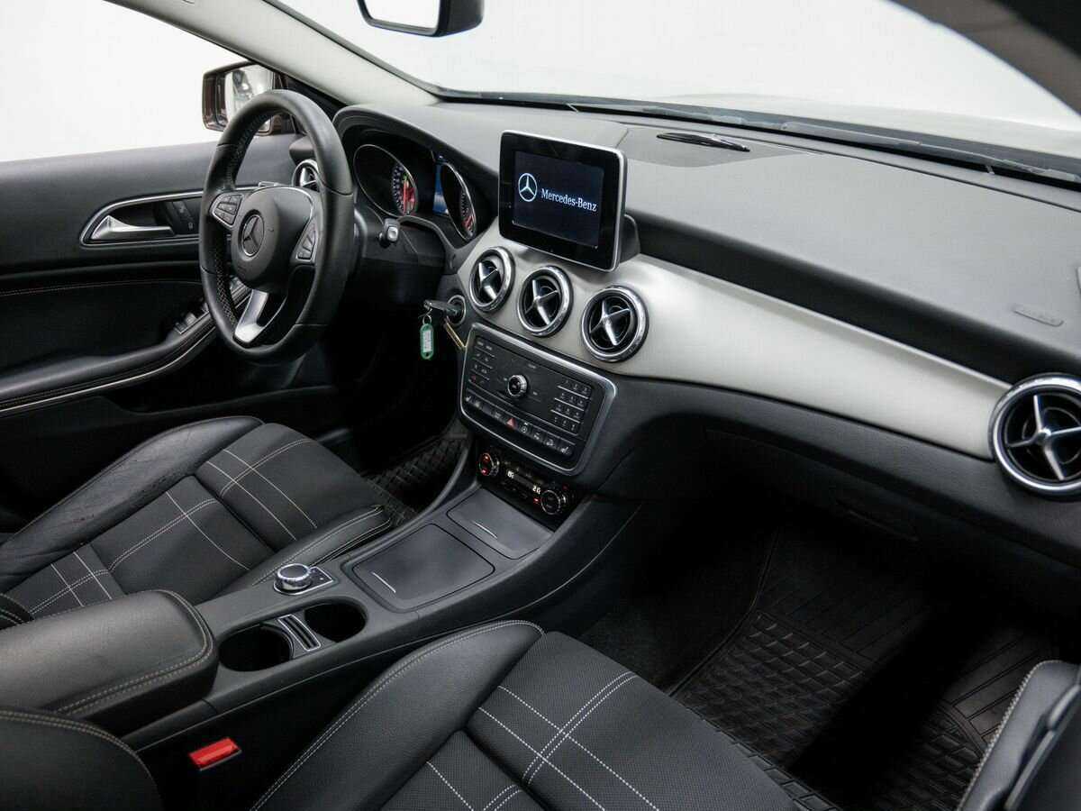 Mercedes-Benz GLA 250, 2016 - 123 344 км. | Фото №7