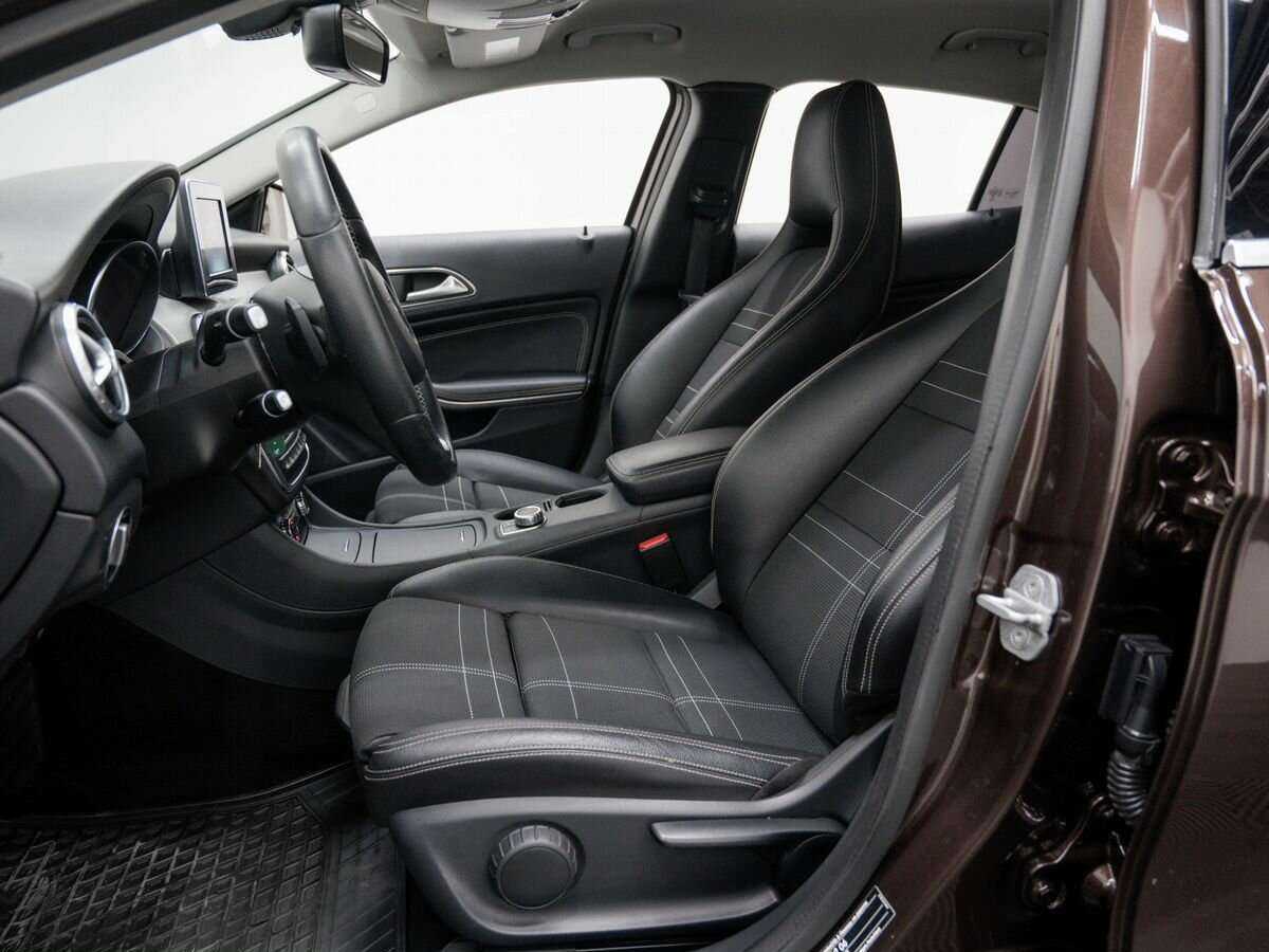 Mercedes-Benz GLA 250, 2016 Фото №14