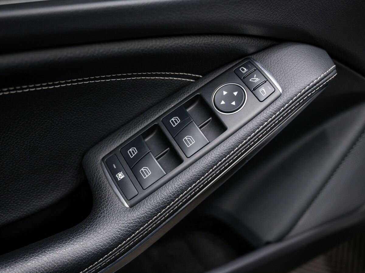 Mercedes-Benz GLA 250, 2016 Фото №15