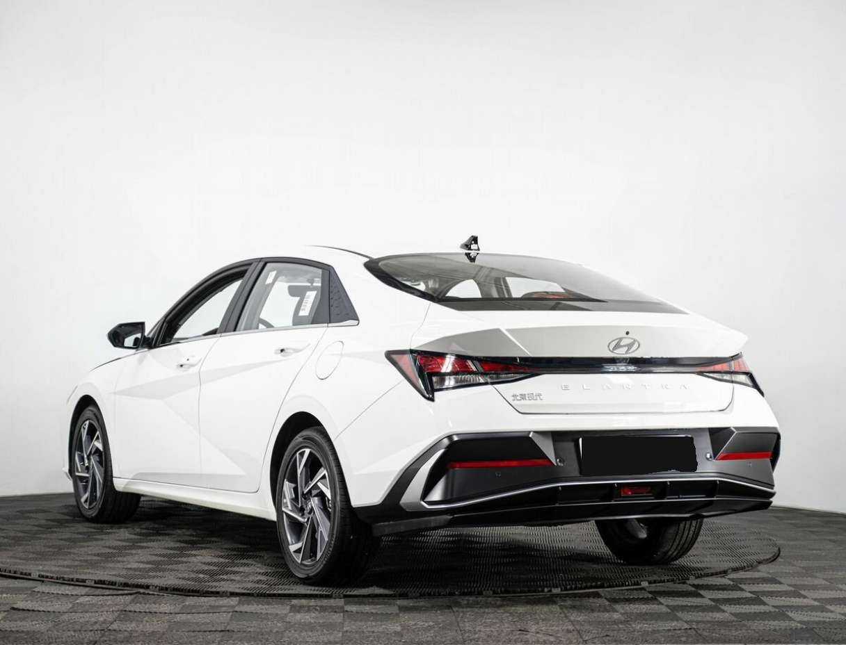 Hyundai Elantra, 2023 Фото №4