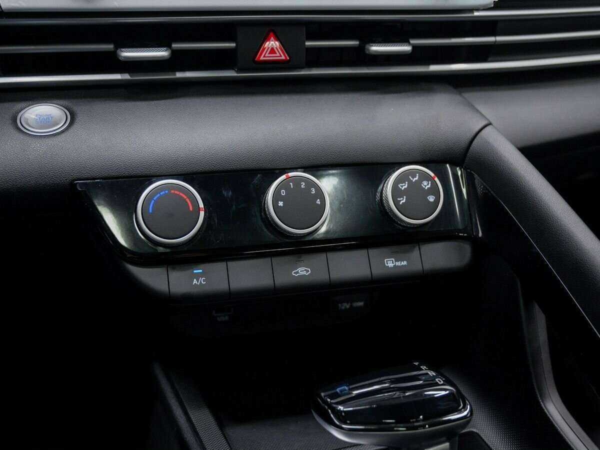 Hyundai Elantra, 2023 Фото №23