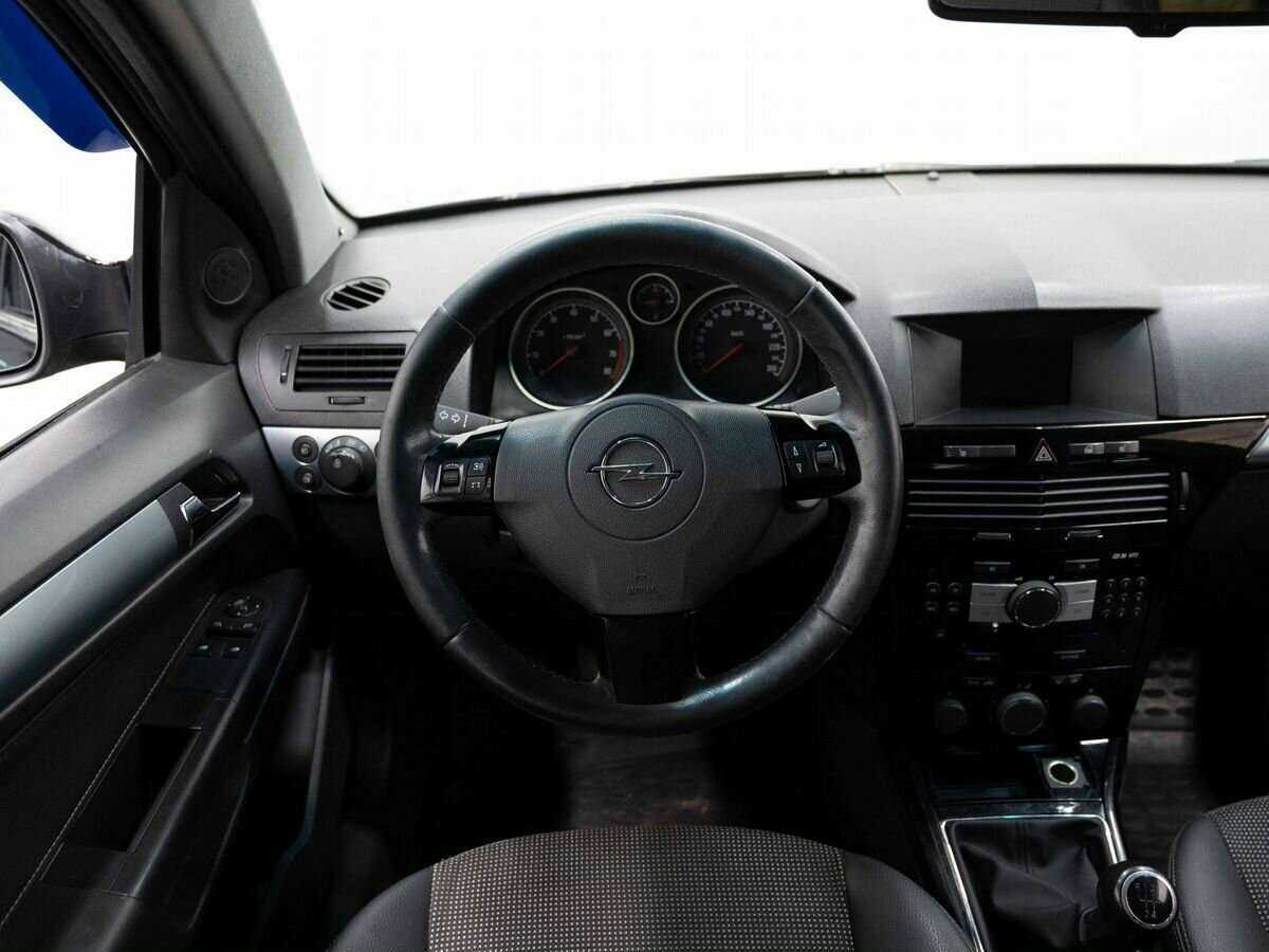 Opel Astra, 2010 Фото №12