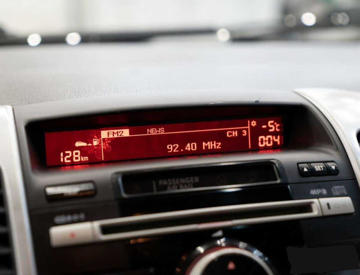 Kia Venga, 2011 Фото №15