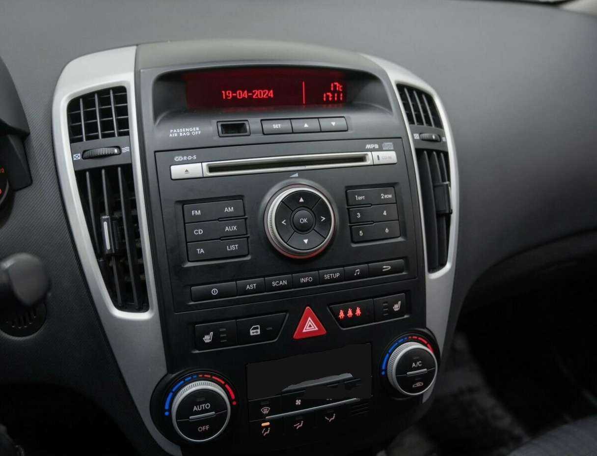 Kia Ceed, 2010 Фото №21