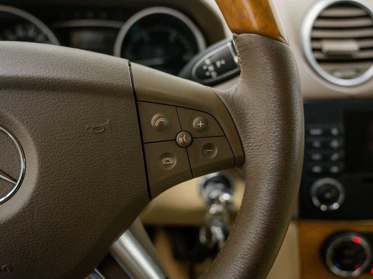 Mercedes-Benz GL-Класс 320, 2008 Фото №19