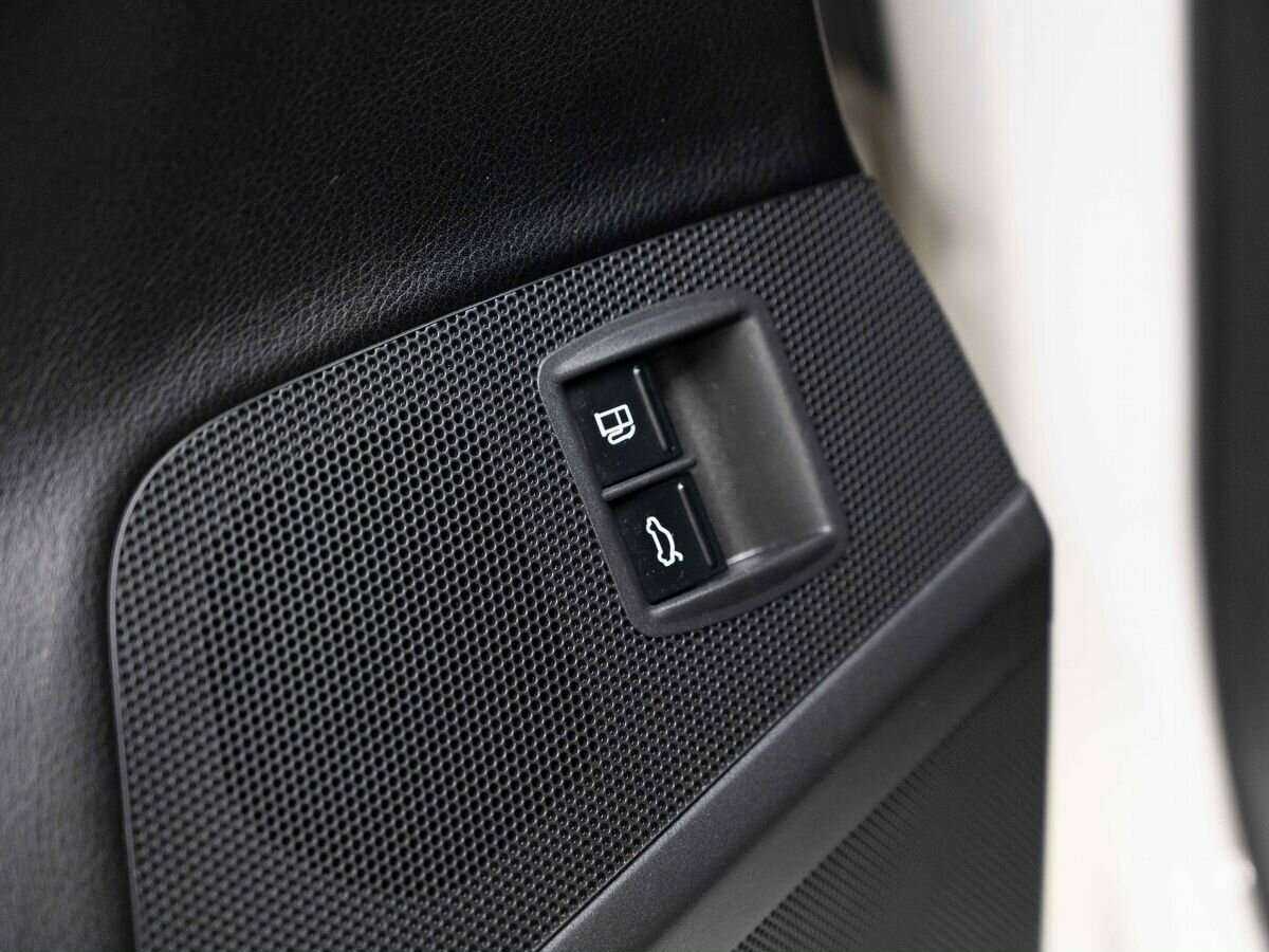 Volkswagen Passat CC, 2014 Фото №16