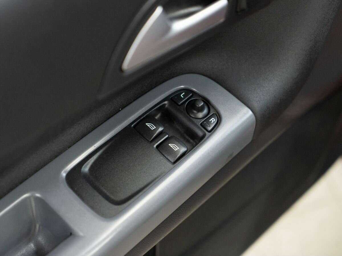 Volvo C30, 2010 Фото №12