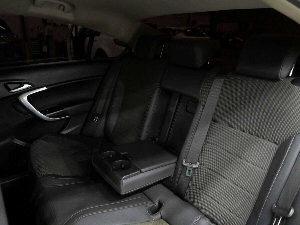 Opel Insignia, 2011 - 214 000 км. | Фото №7