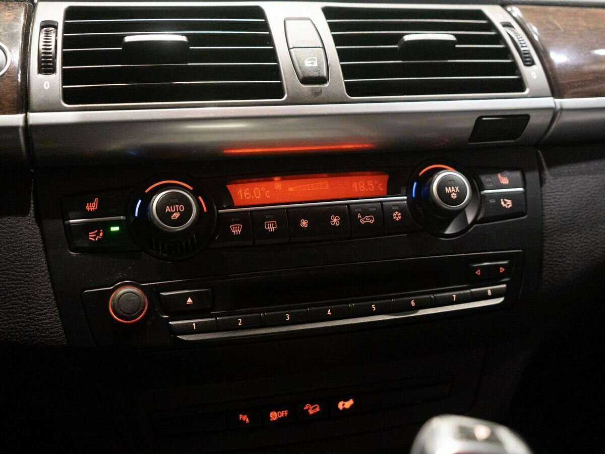 BMW X5 30d, 2011 Фото №14