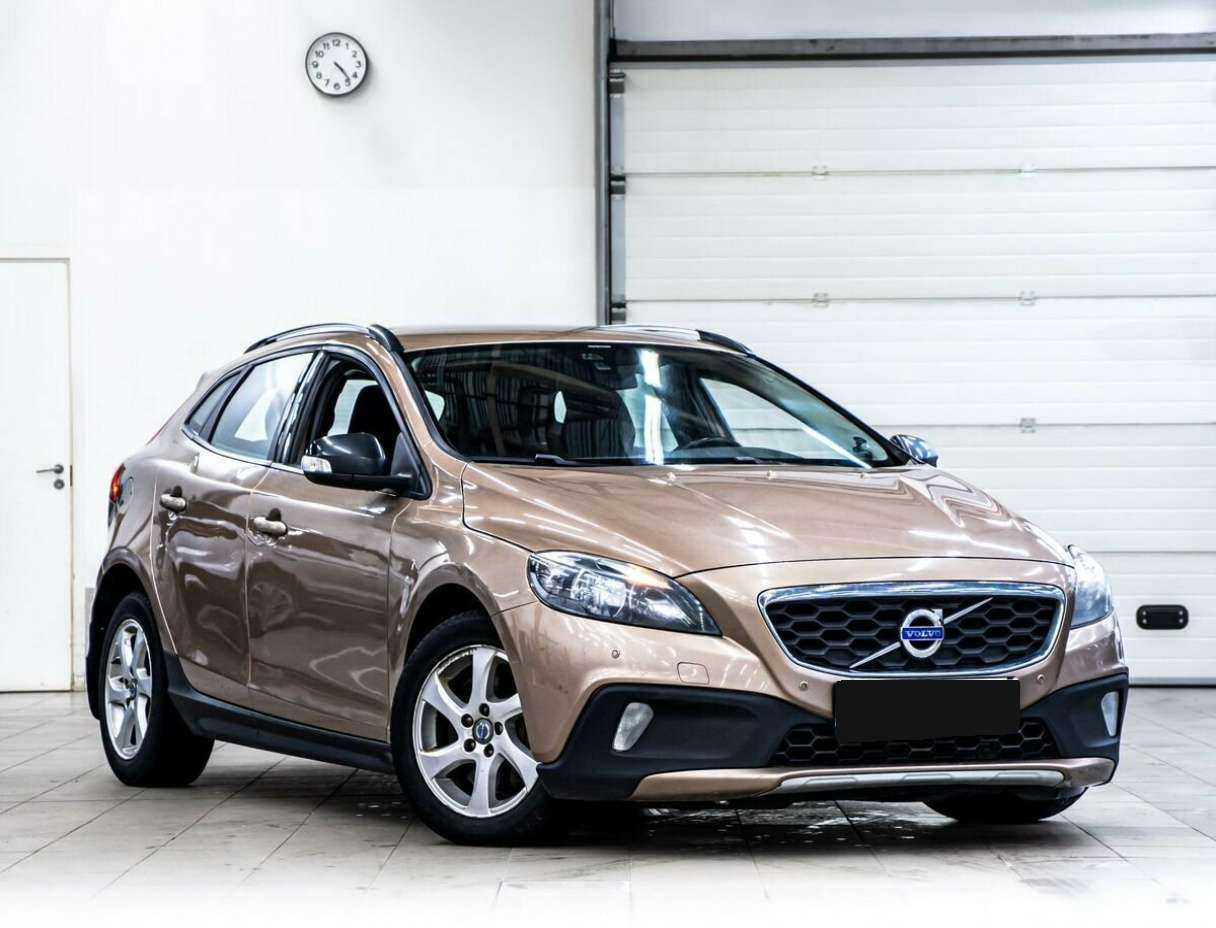 Volvo V40 Cross Country, 2013 - 140 000 км. | Фото №2