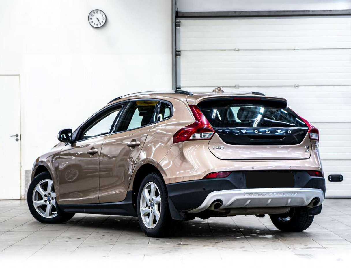 Volvo V40 Cross Country, 2013 - 140 000 км. | Фото №4