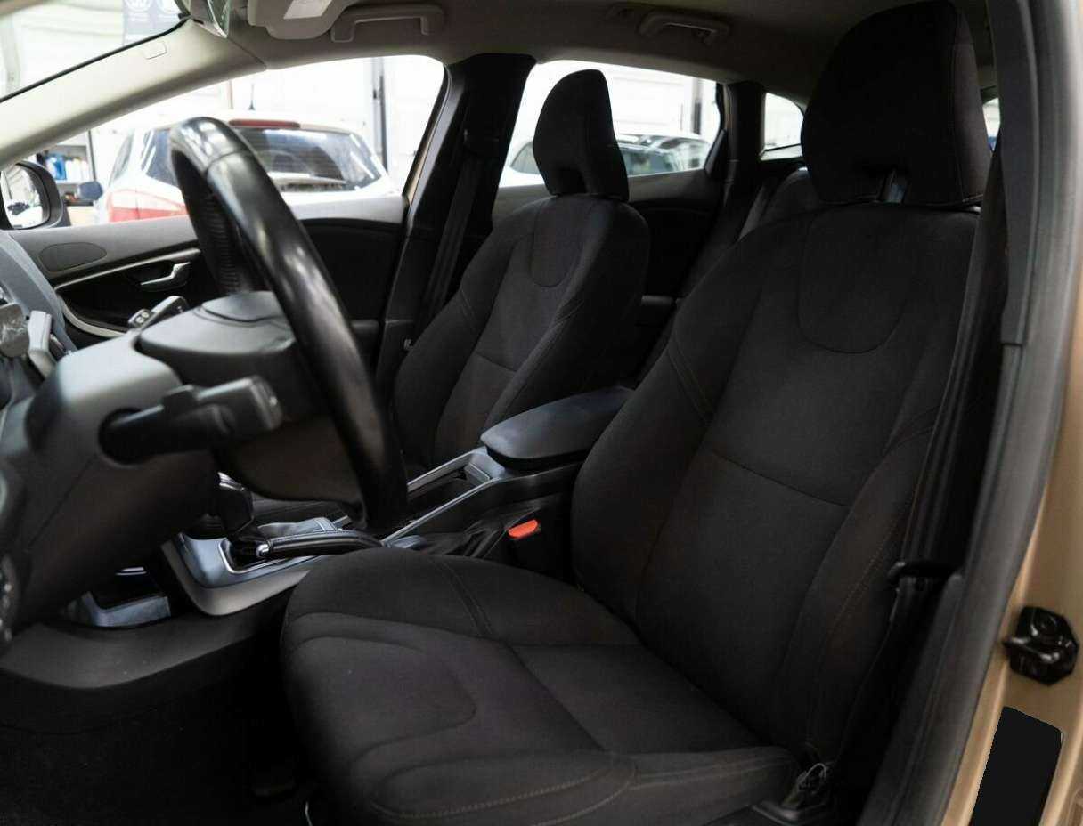 Volvo V40 Cross Country, 2013 - 140 000 км. | Фото №6