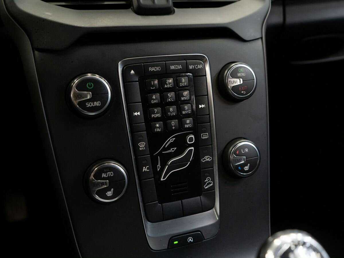 Volvo V40 Cross Country, 2013 Фото №12