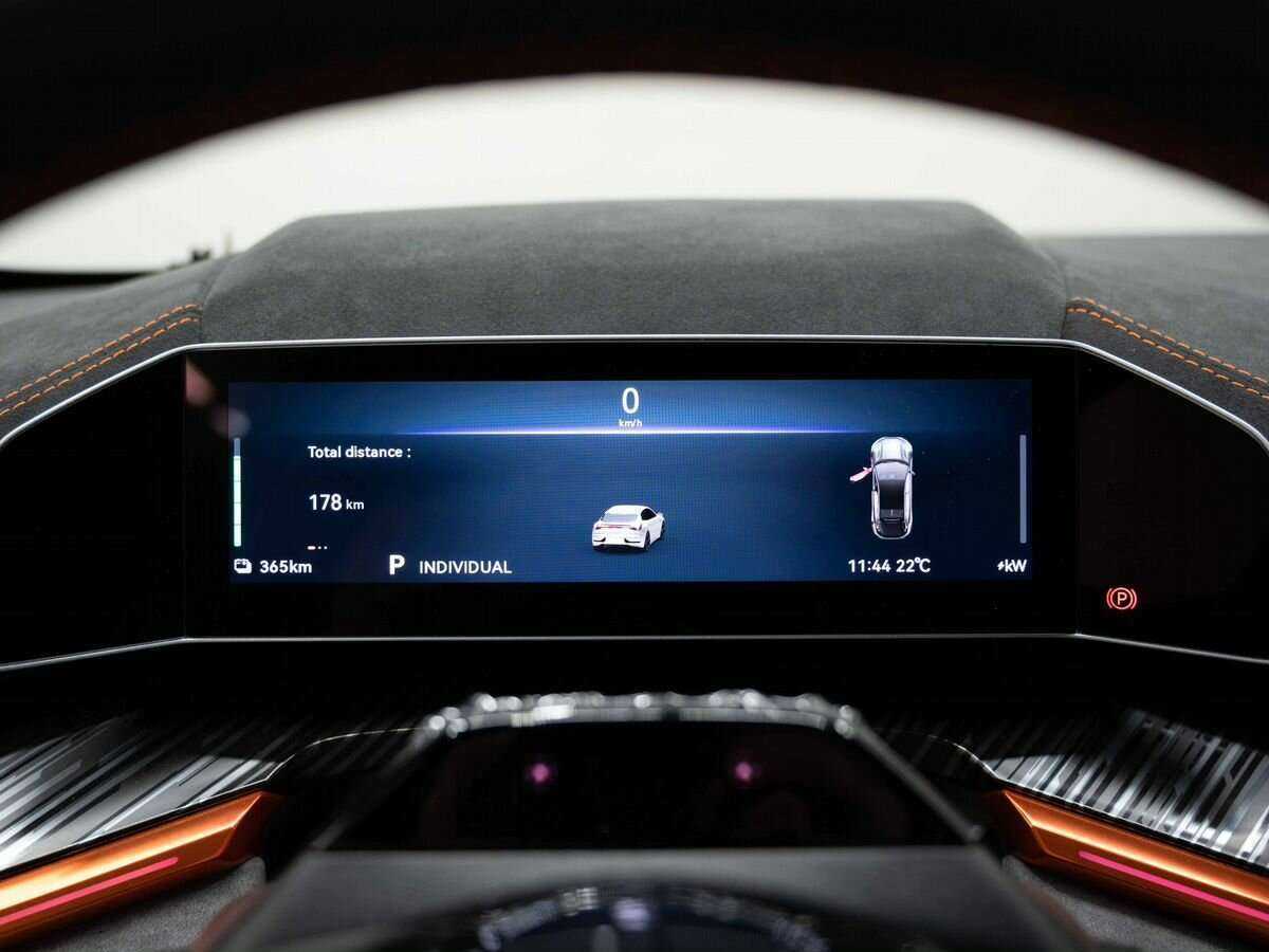 Zeekr 001 100 kWh, 2023 Фото №16