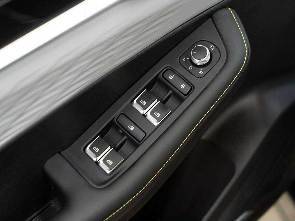 Geely Coolray (Binyue Cool), 2023 Фото №15