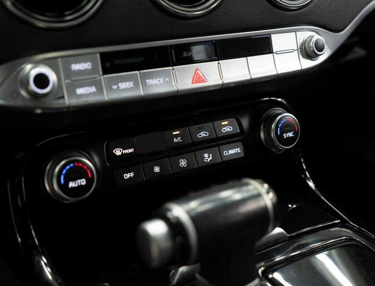 Kia Stinger, 2018 Фото №11