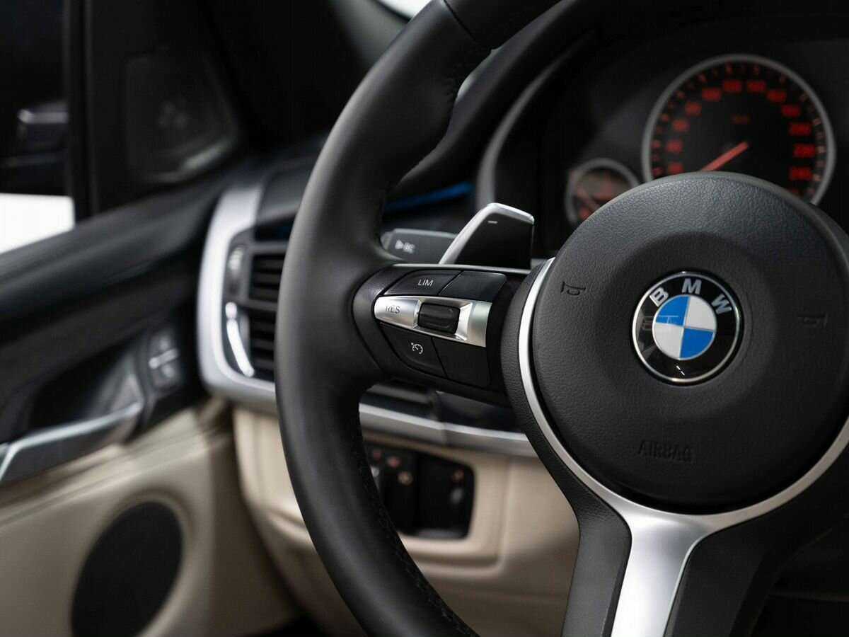 BMW X5 40d, 2015 Фото №16