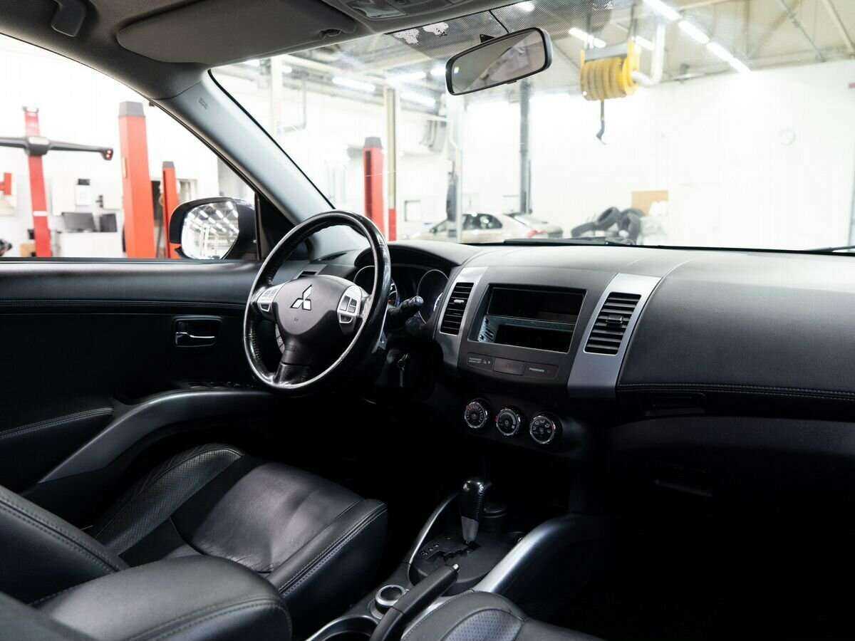 Mitsubishi Outlander, 2011 Фото №18