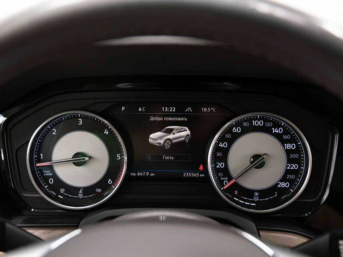 Volkswagen Touareg, 2018 Фото №15