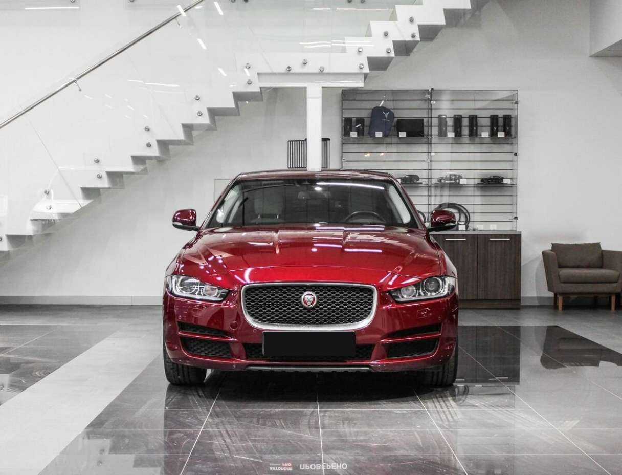 Jaguar XE, 2016 - 140 650 км. | Фото №2