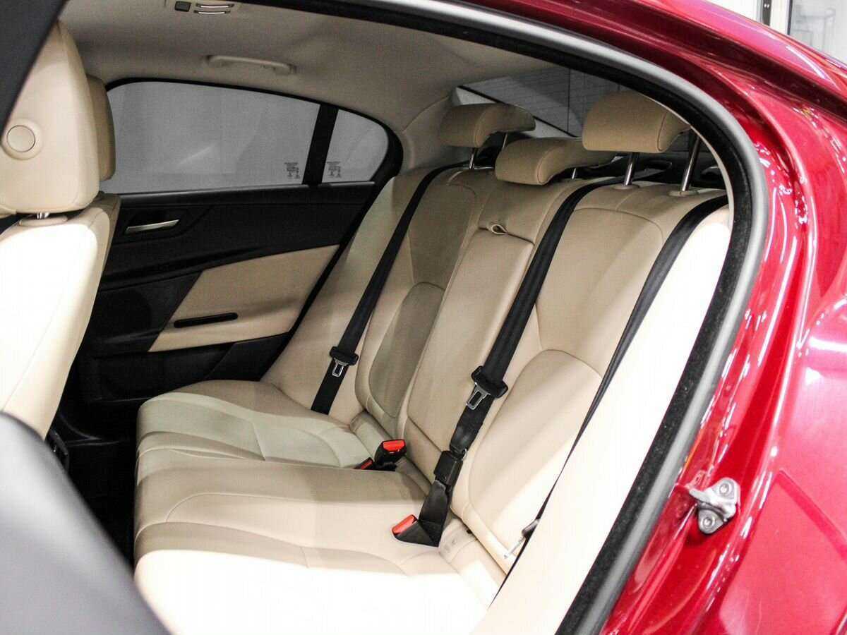 Jaguar XE, 2016 Фото №18