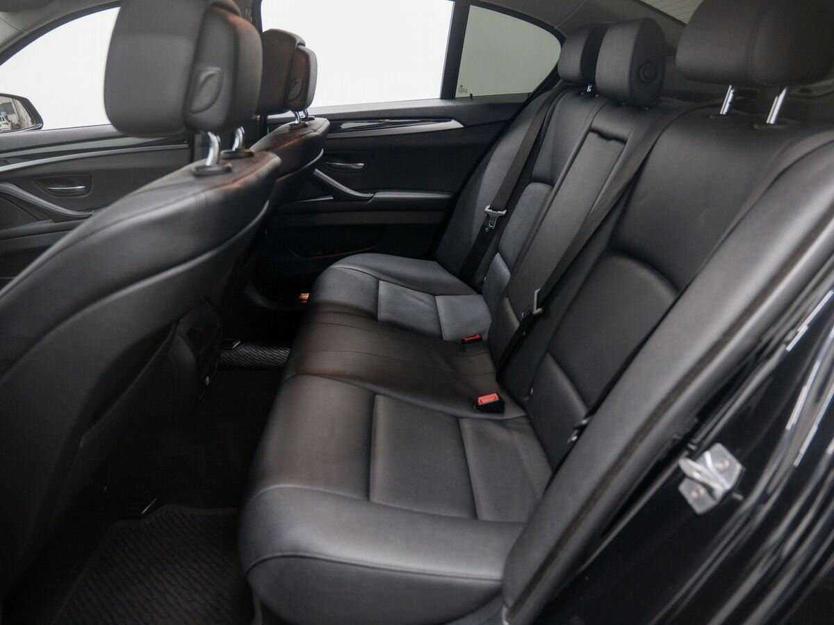 BMW 5 серии 520i, 2013 Фото №12