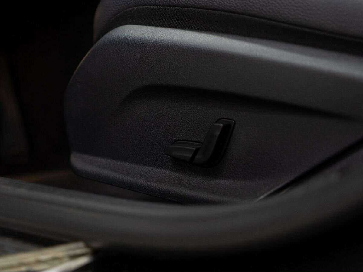 Mercedes-Benz E-Класс 200, 2019 Фото №20