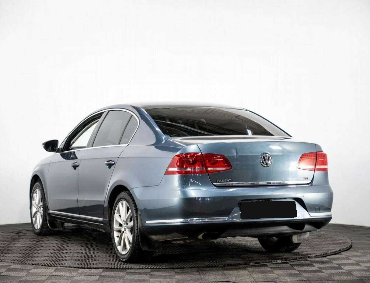 Volkswagen Passat, 2011 - 187 879 км. | Фото №4