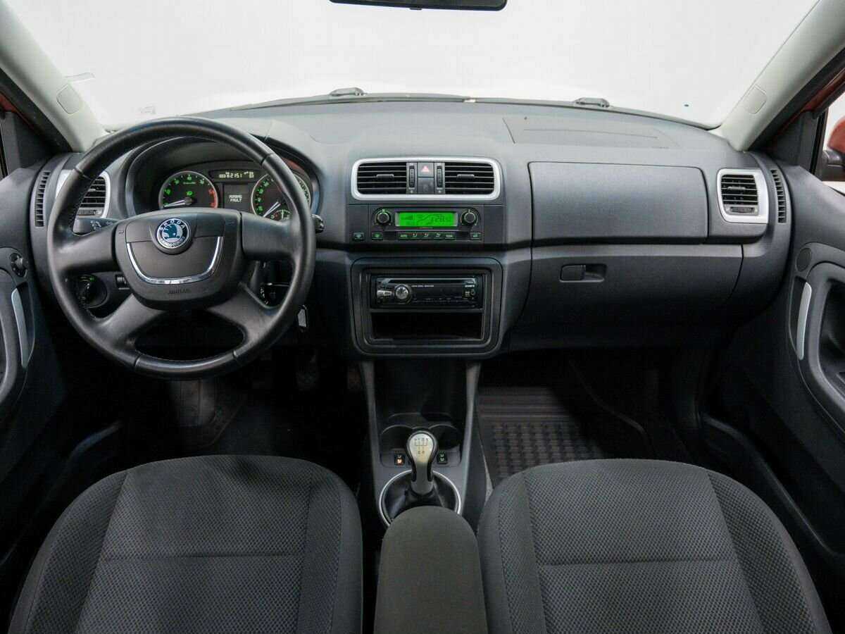 Skoda Fabia, 2010 Фото №11